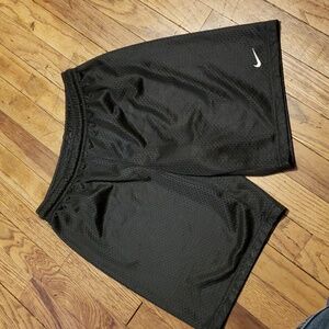 Nike shorts size small